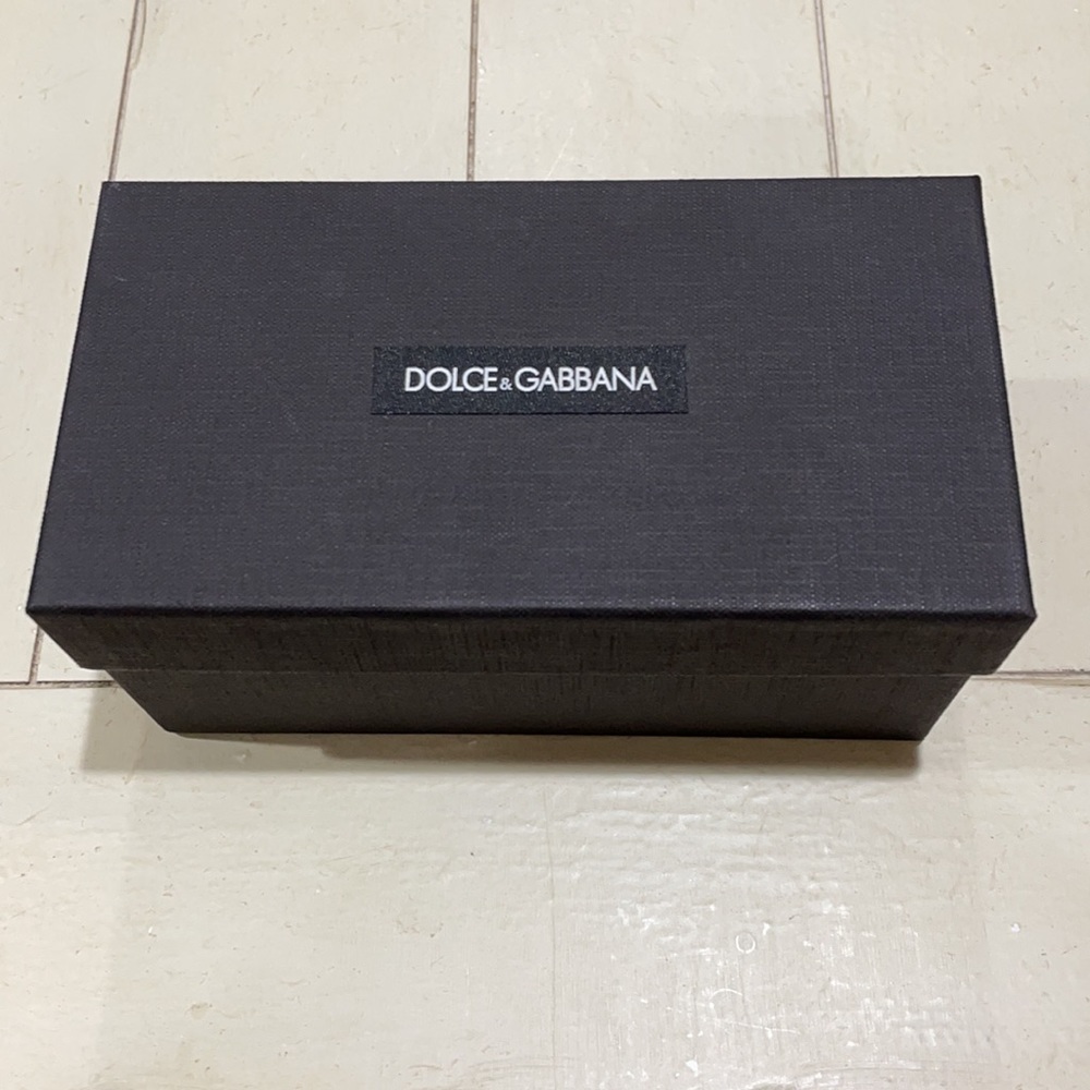 Dolce & Gabbana sunglasses box